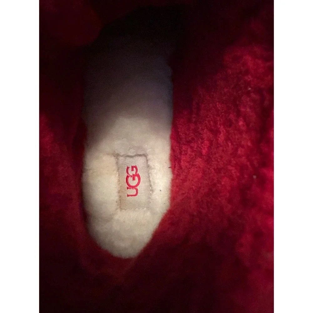UGG Red Suede Chukka Boots Men's‎ 11 Sheepskin lined Ankle Lace up